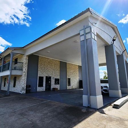 Scottish Inn & Suites Wharton ภายนอก รูปภาพ