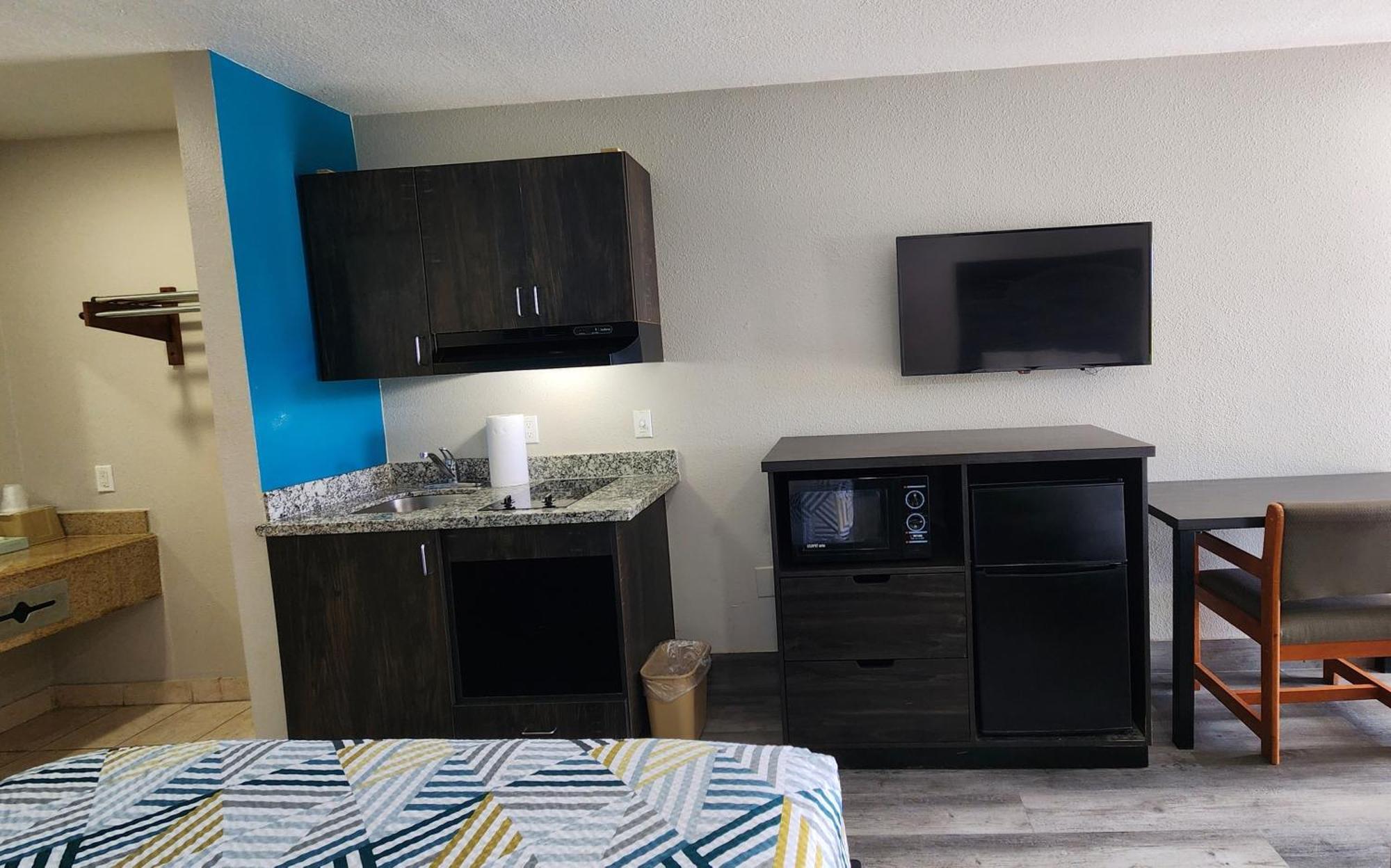 Scottish Inn & Suites Wharton ภายนอก รูปภาพ