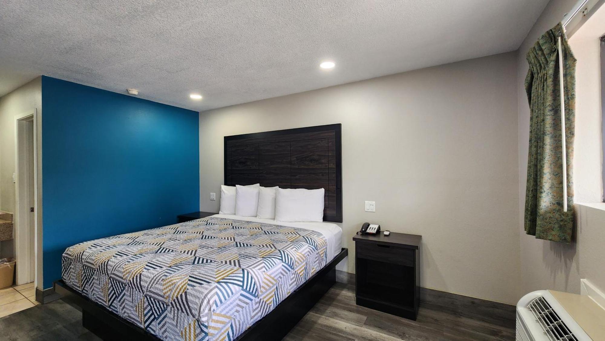 Scottish Inn & Suites Wharton ภายนอก รูปภาพ