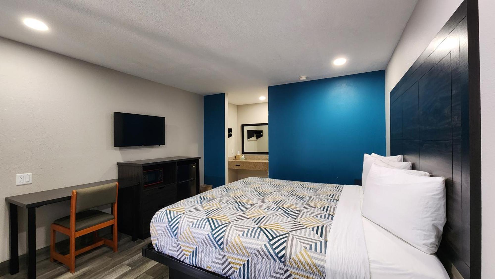 Scottish Inn & Suites Wharton ภายนอก รูปภาพ
